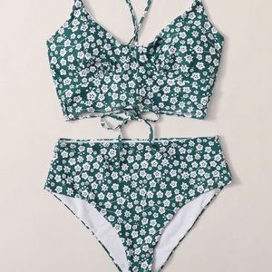 NWT floral bikini set